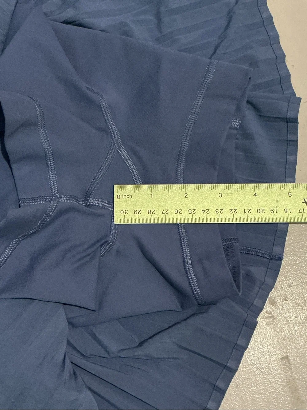 🍋  Lululemon Varsity High Rise Pleated Skort. - Picture 8 of 8